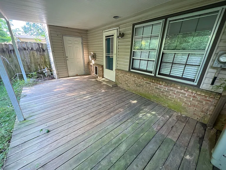 540 Oak Meadow Ln — Photo 6