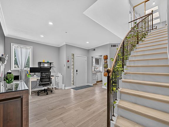 5th image of 4040 Avondale Ave APT 309