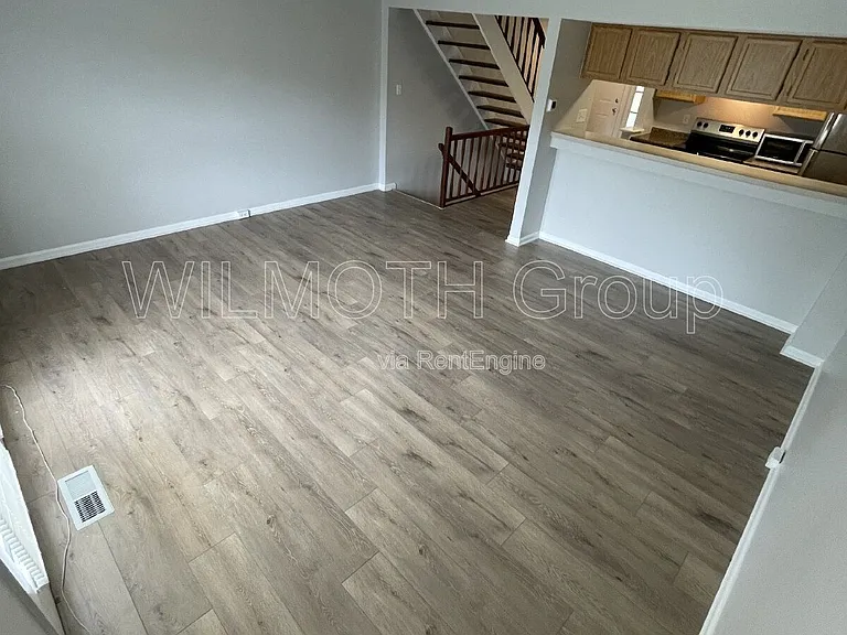 8536 Hague Rd — Photo 7