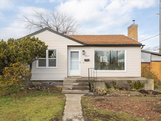 1327 E Lacrosse Ave, Spokane, WA 99207