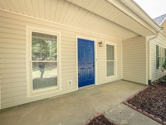 4th image of 575 Lee Road 437