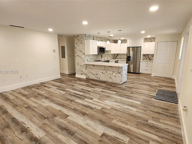 16575 Old Cutler Rd #16575 — Photo 7