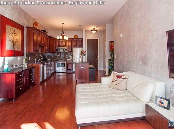5th image of 20 Avenue At Port Imperial APT 510
