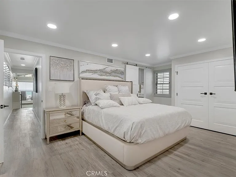2808 W Oceanfront — Photo 20