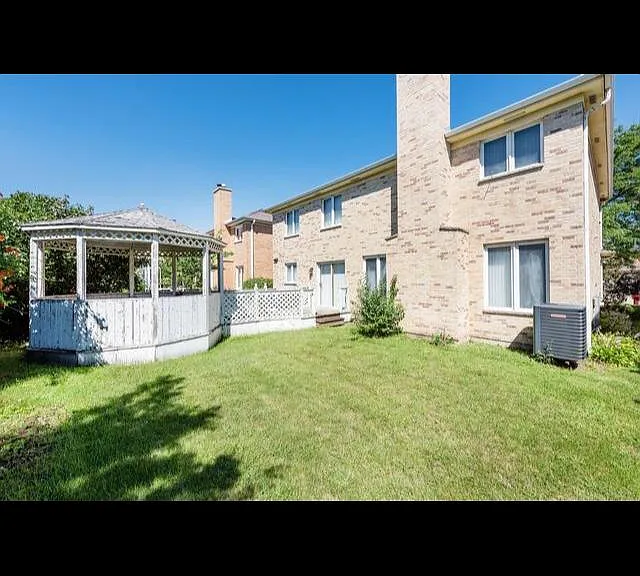 6517 W Belle Plaine Ave — Photo 28