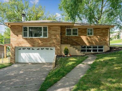 1693 Butterfield Rd, Dubuque, IA, 52001