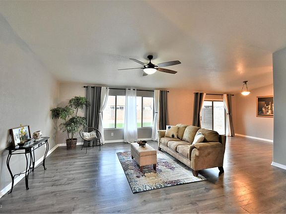 4th image of 3821 Barraco Dr