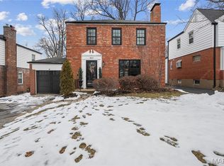8417 Colonial Ln, Saint Louis, MO 63124