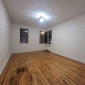 4th image of 85 McClean Ave #6C