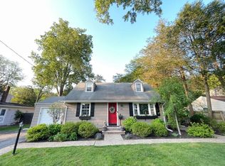 353 Acacia Rd, Scotch Plains, NJ 07076