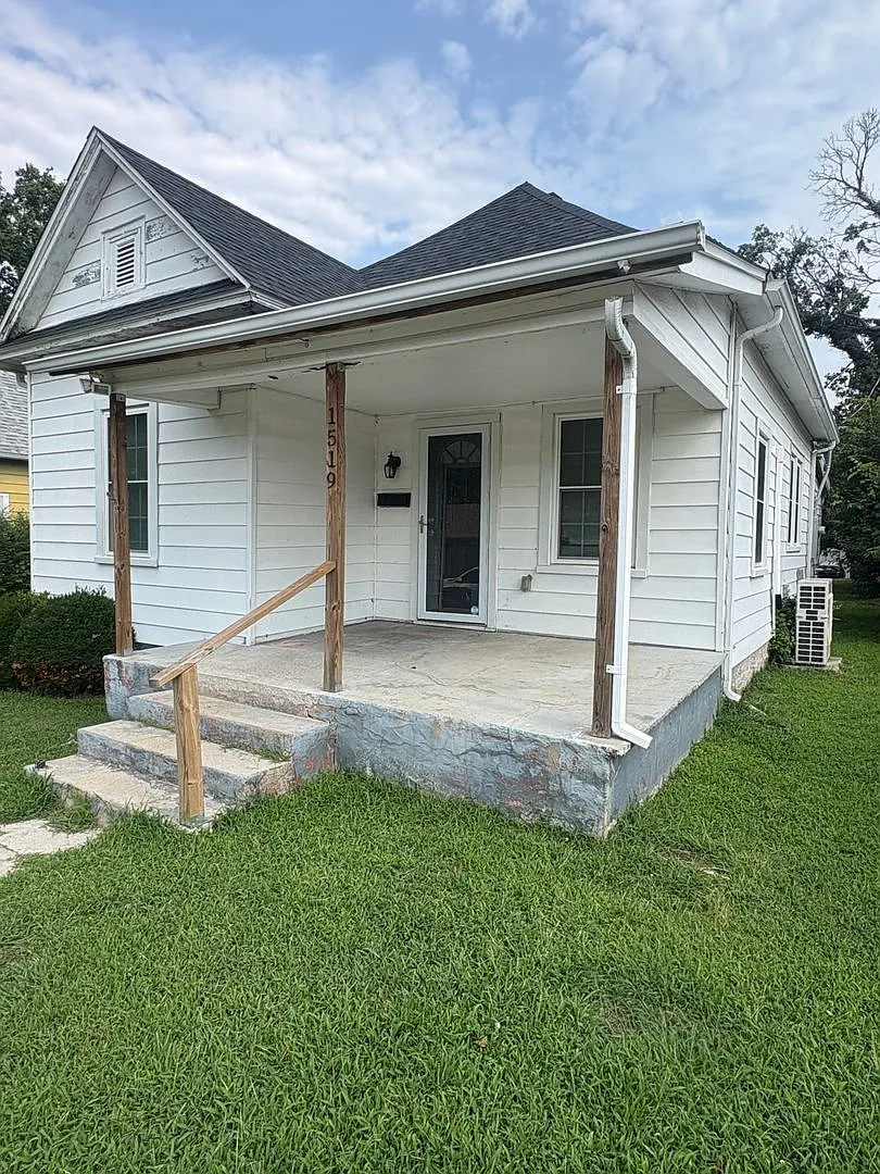 For Lease: 1519 Nelson, Webb City, Mo $1,1150 — Photo 1