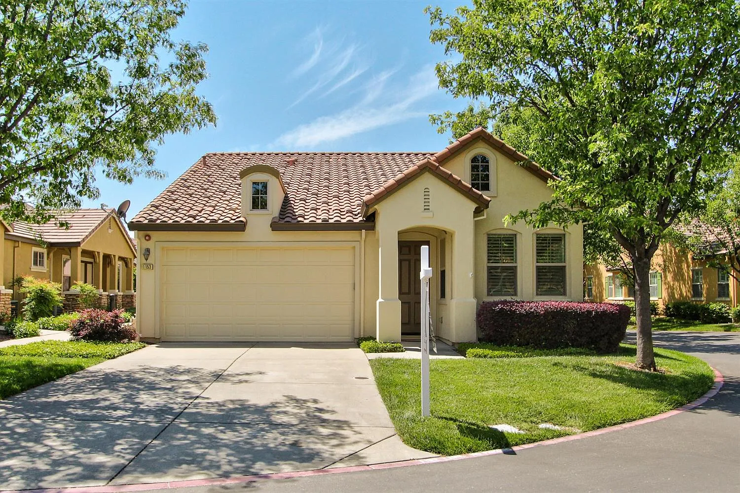 1153 Marseille Ln photo 1