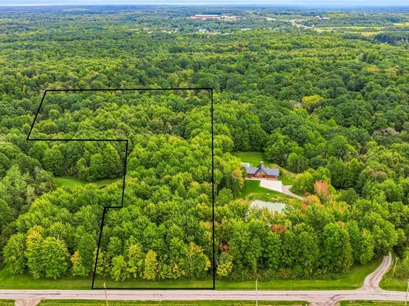 V/l, Geneva, OH 44041