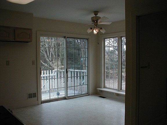 Eat-In Kitchen View
