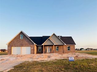 919 Angus Trl, Angleton, TX 77515