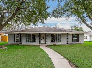 1014 Westlake Dr, Desoto, TX