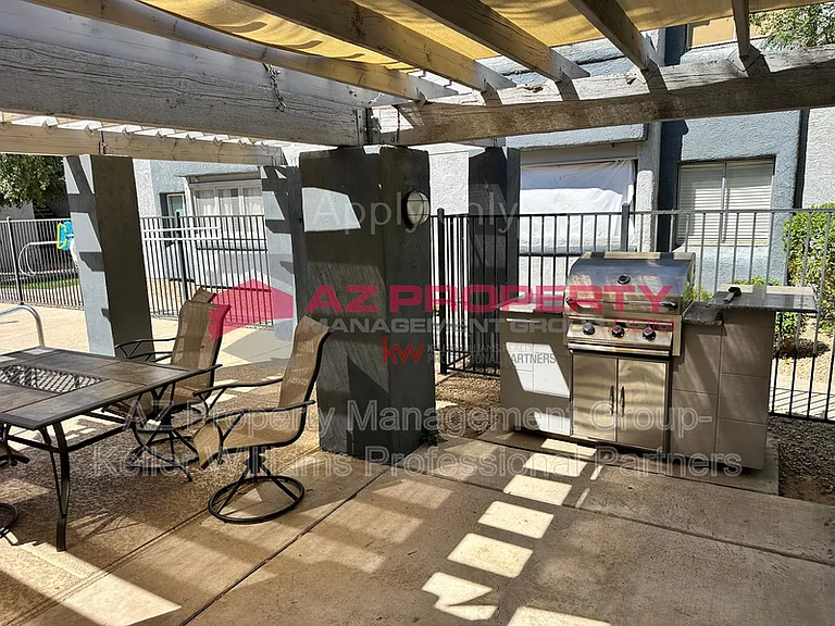 4410 N Longview Ave #226 — Photo 20