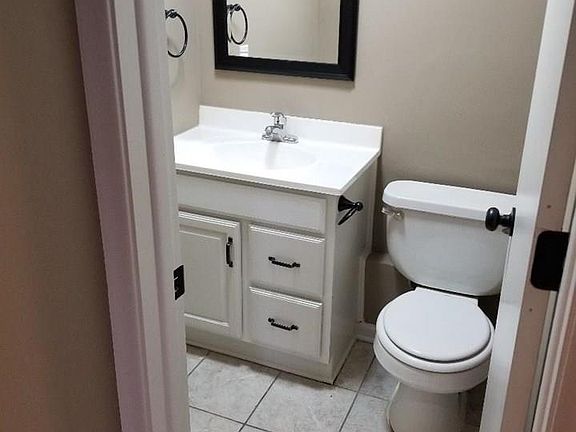5th image of 5265 Oak Hills Dr
