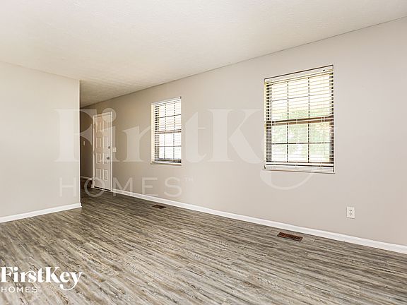 2nd image of 3938 Schroeder Dr