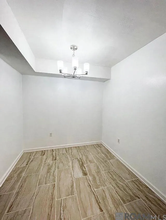 2 bed, 981 sqft, $1,200 — Photo 4