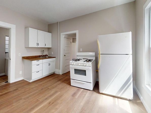 838 Yale St #1