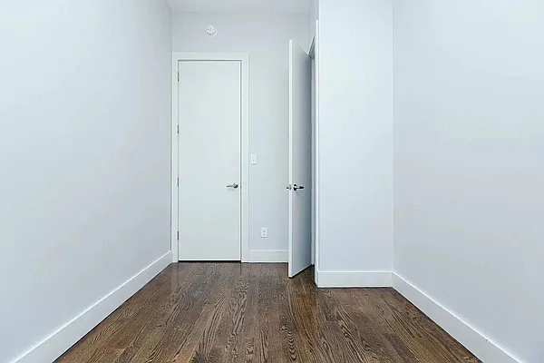 Rented by Hagstrom Management Inc | media 14