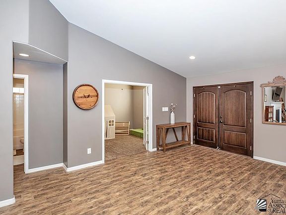 4th image of 5852 E 39th Pl