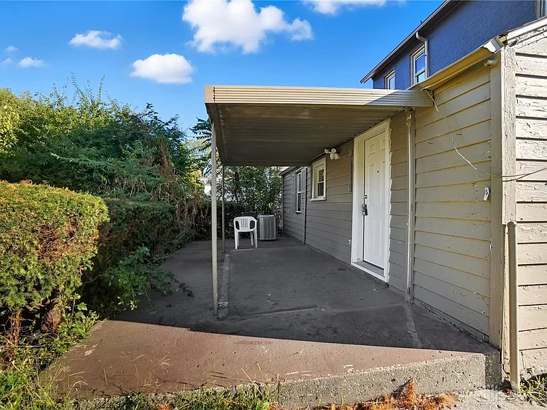 149 Boltin St — Photo 33
