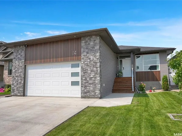 14 Clunie COURT, Moose Jaw, SK S6J 0E3