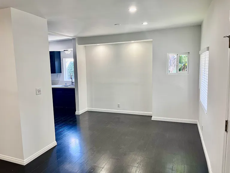 1253 Cypress Ave — Photo 10