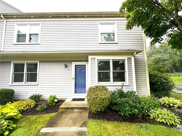 1 Bristol Woods Dr #C, Bristol, RI 02809