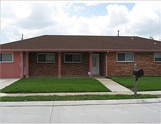 1st image of 4700 Rosalia Dr