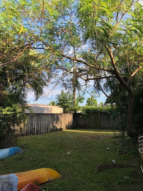 2nd image of 2121 SW 67th Ln