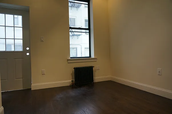 Rented by Compass | media 13