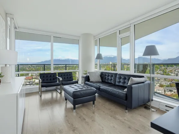 4189 Halifax St #2201, Burnaby, BC V5C 0H9