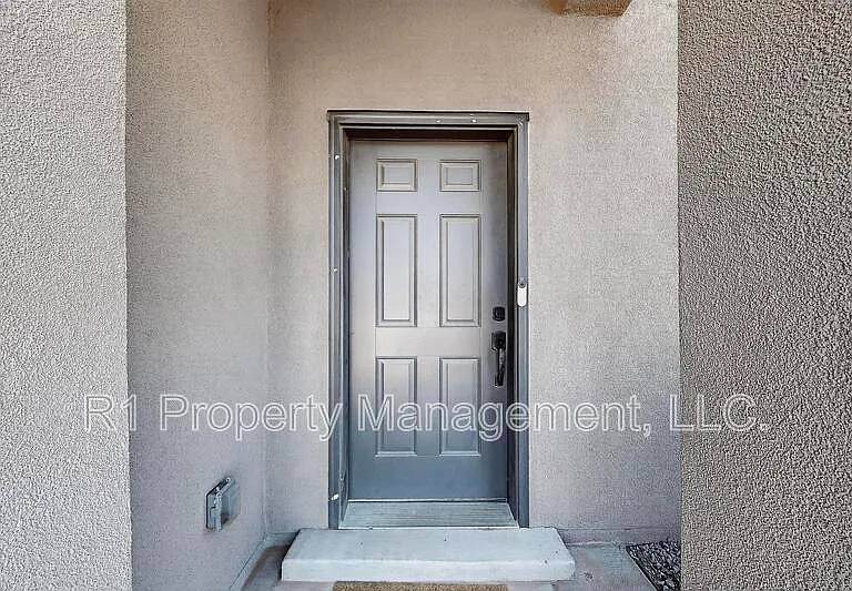 108 Hue St SW — Photo 9