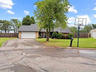 1631 Deputy Dr, Clinton, OK, 73601