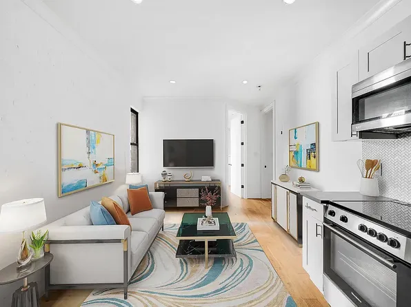 1286 First Avenue image 1 of 6