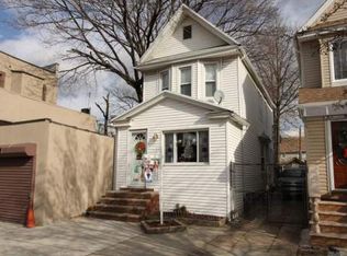 10411 110th St, South Richmond Hill, NY 11419