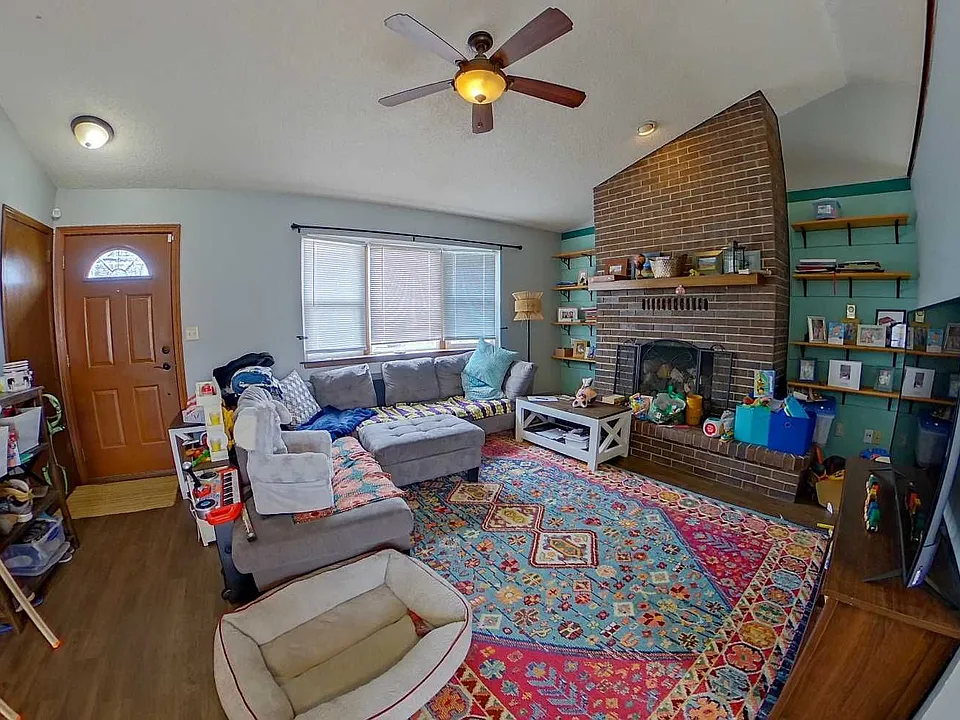 2200 Blueberry Dr