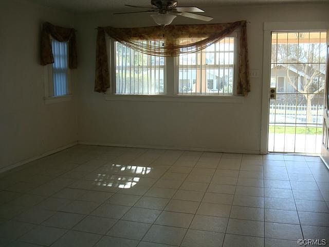 1st image of 375 W Jefferson Ave