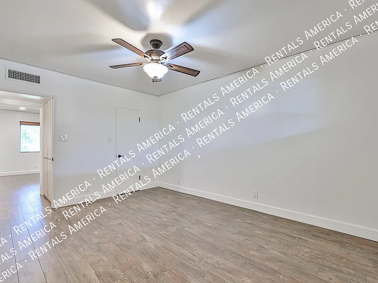 1107 W Osborn Rd #206 — Photo 14