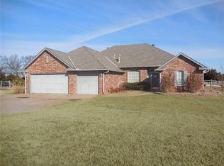 1721 Cinnamon Ridge Rd, Edmond, OK 73025