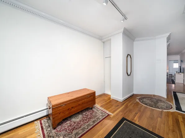 278 Monmouth Street image 12 of 25