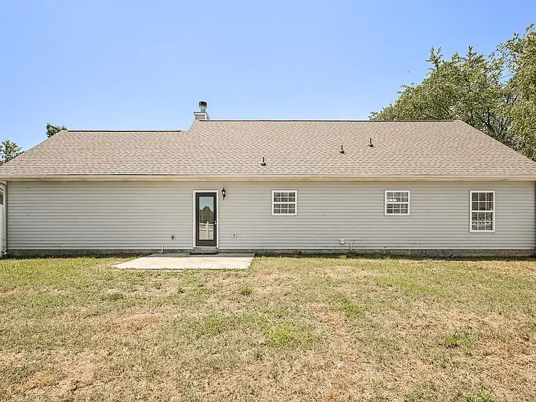2834 Wellington Pl — Photo 17