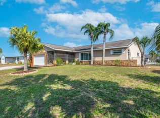830 Eagle Ln, Apollo Beach, FL 33572