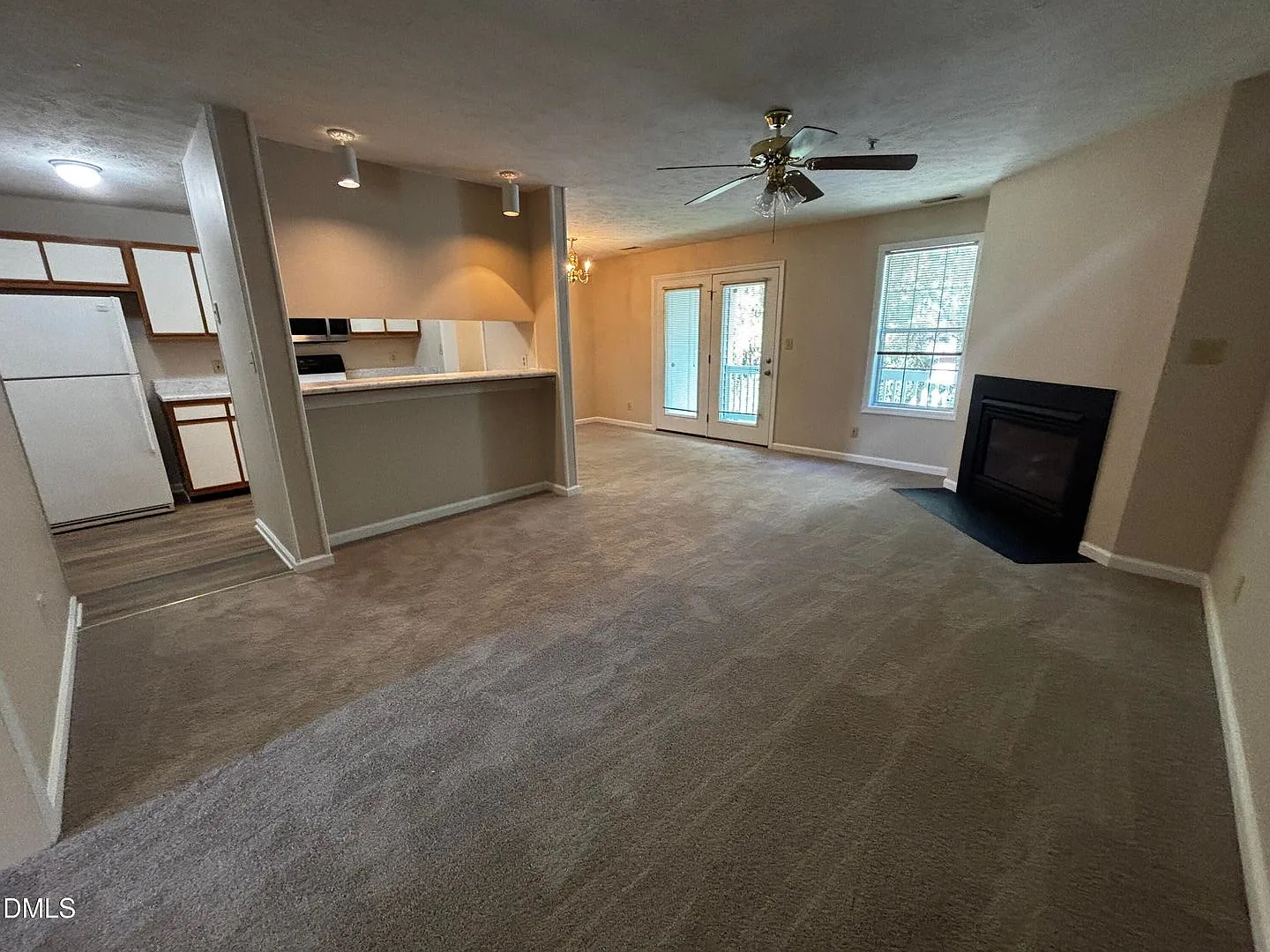 259-7 Waterdown Drive — Photo 2