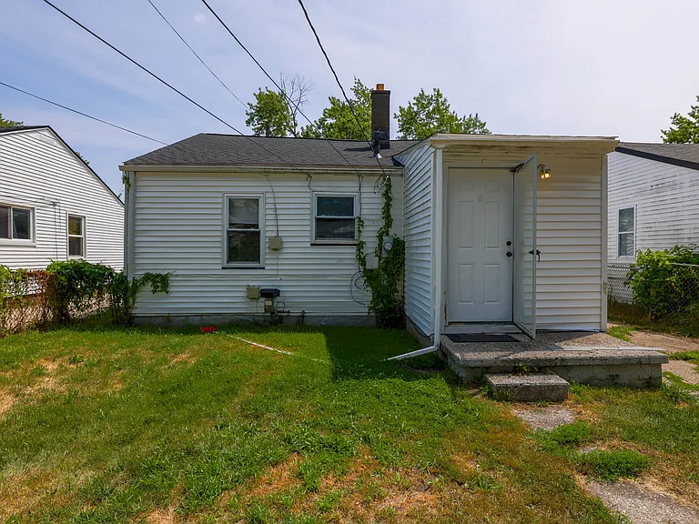 20803 Atlantic Ave — Photo 4
