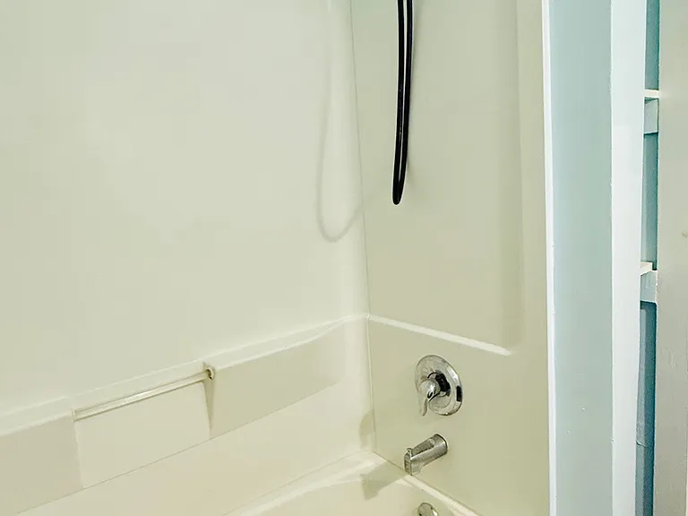 530 E Washington Ave #3 — Photo 6