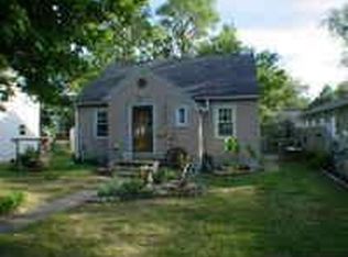 1406 Vine St, Waterloo, IA 50703